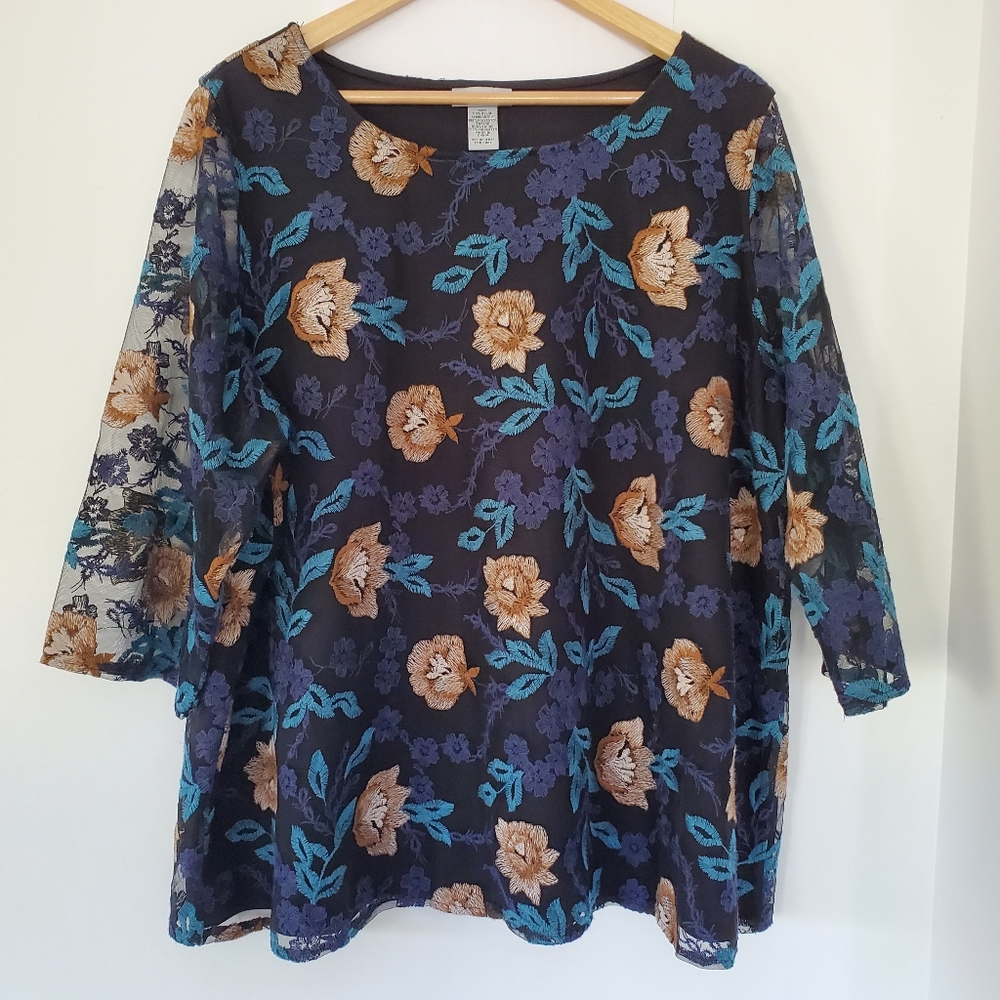 CATHERINES 2X Floral Embroidery Overlay Black Tunic Top 3/4 Semi-Sheer Sleeves